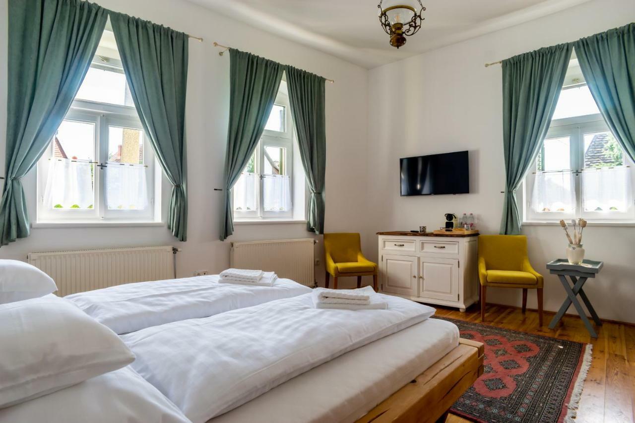 Vaj Bisztró és Vendégház Palkonya Esterno foto