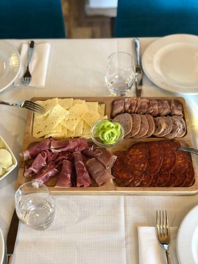 Vaj Bisztró és Vendégház Palkonya Esterno foto