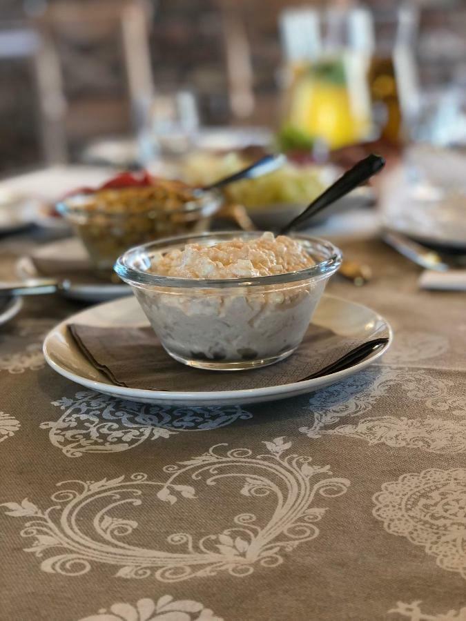 Vaj Bisztró és Vendégház Palkonya Esterno foto